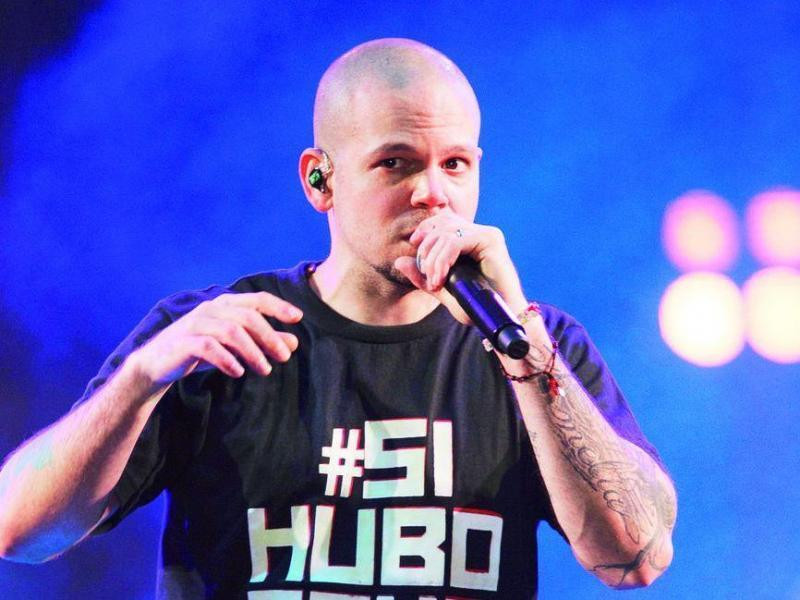 El artista urbano Residente calle 13 lanza su segundo álbum en solitario «Las letras ya no importan».