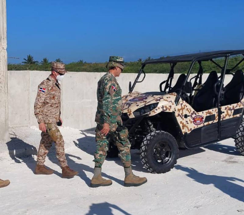 El Ministro de Defensa supervisa ambiente en zona fronteriza tras fuga de presos en Haití