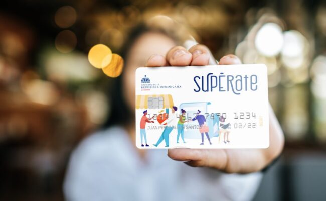 Aseguran que mujeres arrestadas con tarjetas de programa Supérate pertenecen a banda de “chiperos”