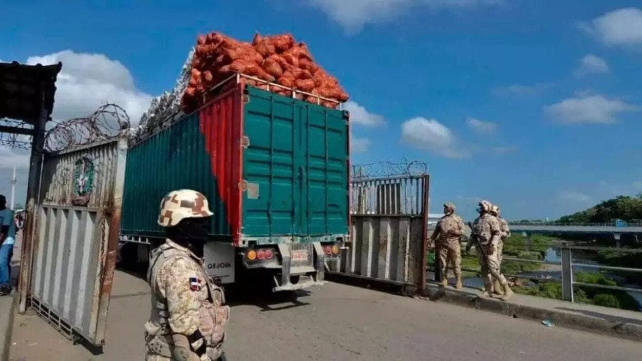 Exportaciones nacionales hacia Haití caen 30.93 % en primer trimestre de 2024