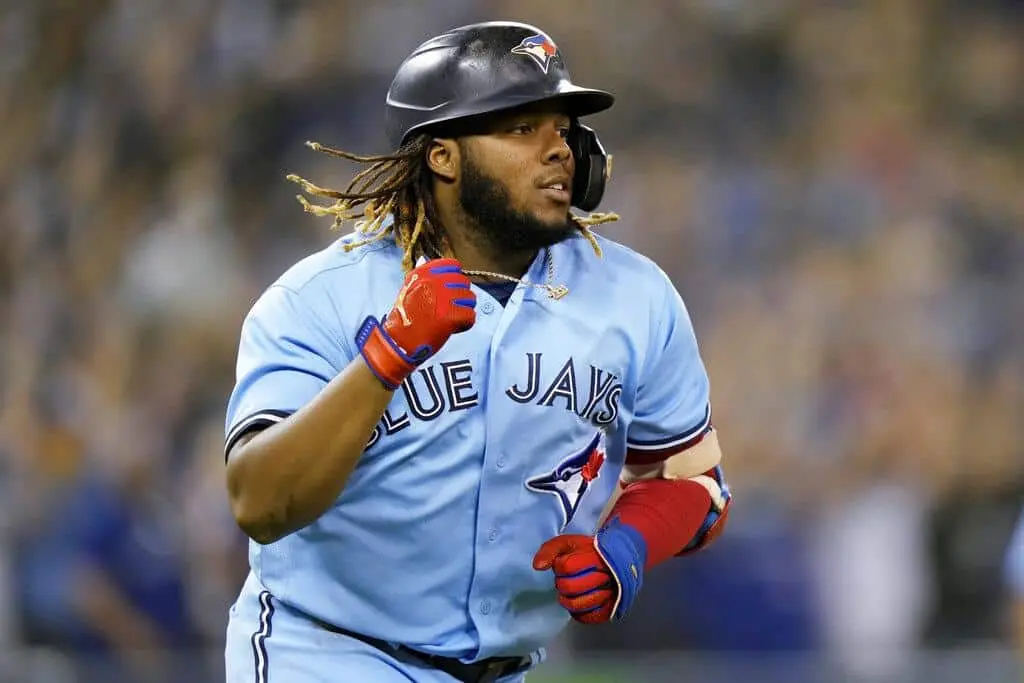 Demandan a Vladimir Guerrero Jr por 100 millones