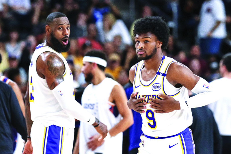 Bronny James dice que las críticas alimentan su entusiasmo y ética de trabajo
