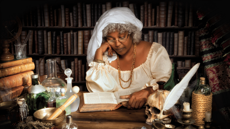 Un Máster en Brujería: Universidad Británica Lanza Programa de Magia y Ocultismo