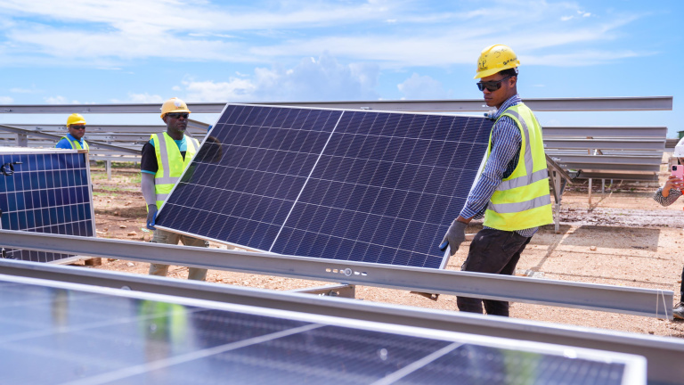 RD tiene ya un 22% de la matriz energética de renovables; cerca de metas para 2025 y 2030
