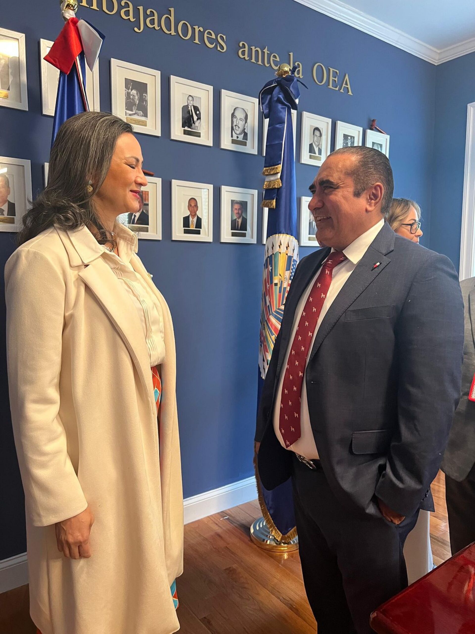 EE.UU: Invitado por CESUDEX Víctor Pavón participa en 12va entrega de certificados en diplomado sobre Relaciones Internacionales