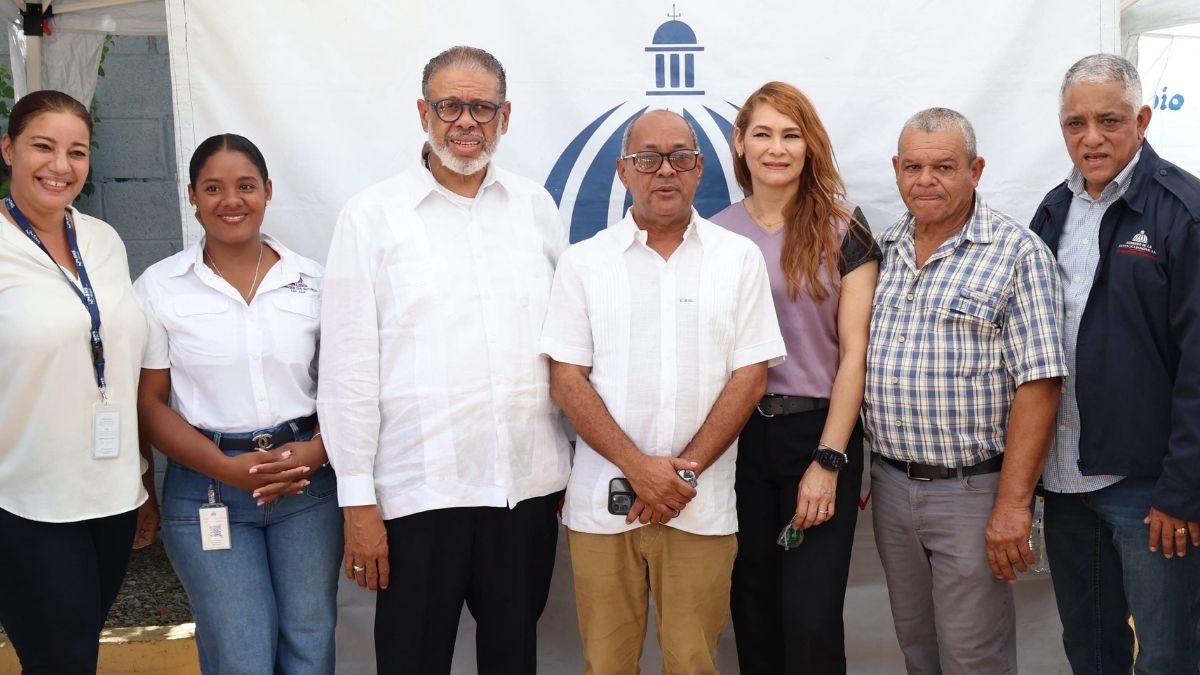 Desarrollo de la Comunidad, junto a otras instituciones, realiza jornada asistencial en Las Zanjas de San Juan