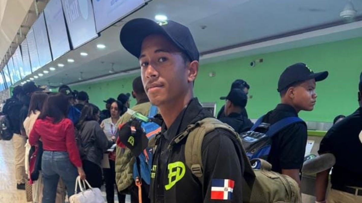 Orly Emmanuel Claudio Rivas obtiene beca deportiva para estudiar y jugar béisbol en Texas gracias a Darling Nicasio «El Líder» y la Fundación Edupor