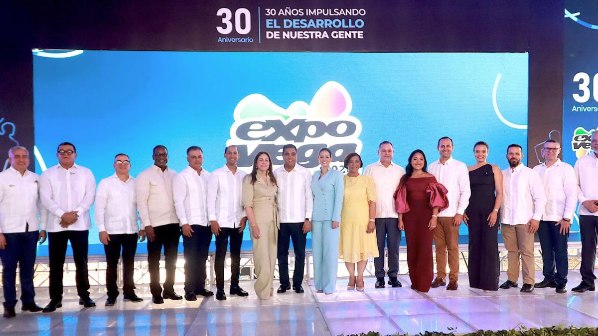 IDOPPRIL orienta a asistentes en Expo Vega 2026 para prevenir riesgos laborales