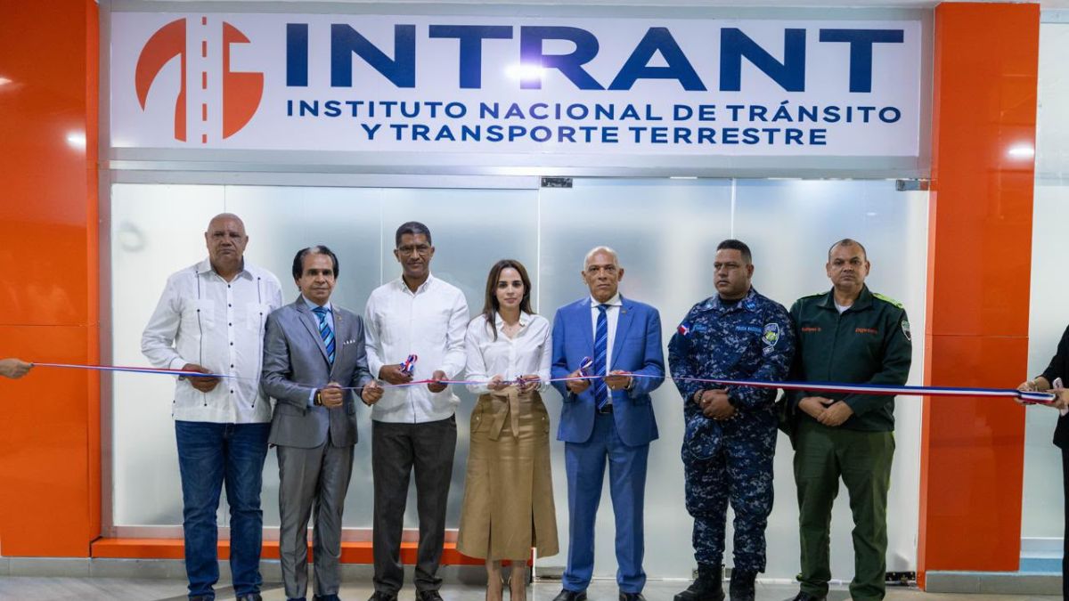INTRANT abre por primera vez oficinas de licencias en Montecristi y Dajabón