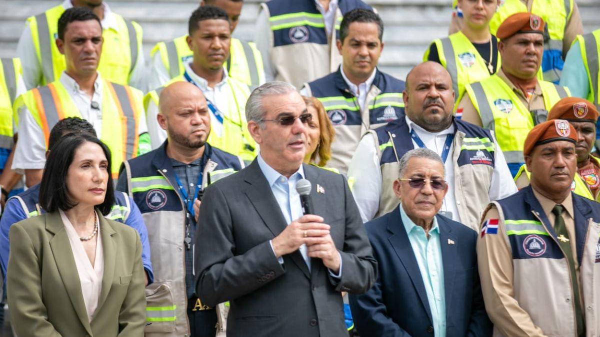 Presidente Abinader felicita al COE y a todos los organismos de socorro, instituciones públicas y privadas por coordinación del Simulacro Nacional y llama a fortalecer preparación para salvar vidas